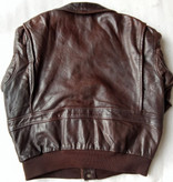 خرید کاپشن خلبانی مردانه اصل چرم طبیعی برند فرانسویی Helston اورجینال چرم